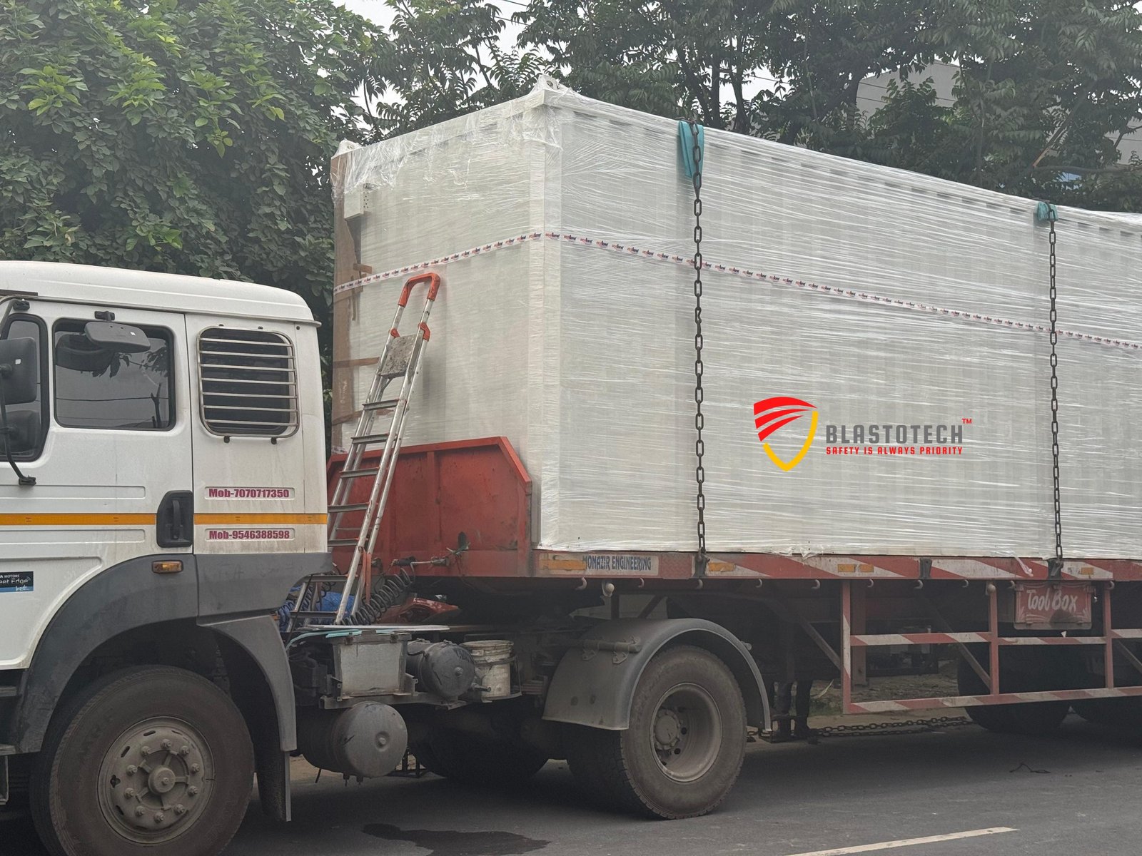Blast resistant module during site installation