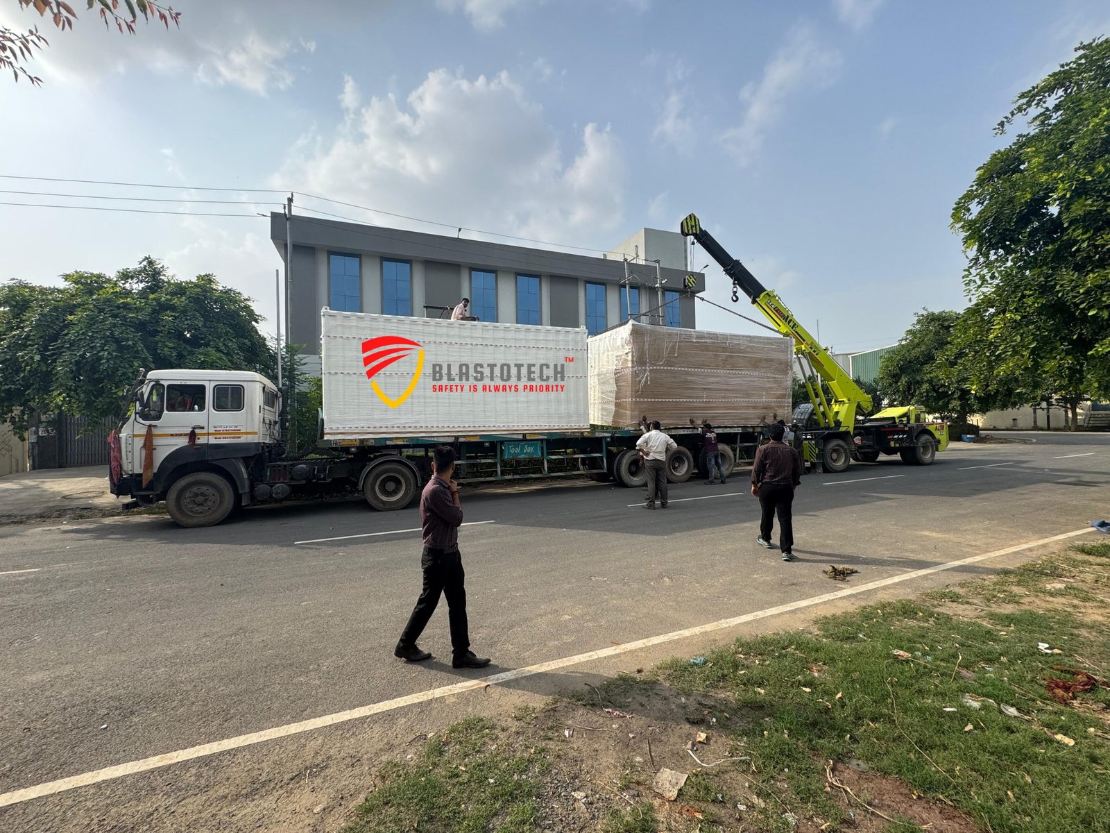 Blast resistant modular building installed at a refinery